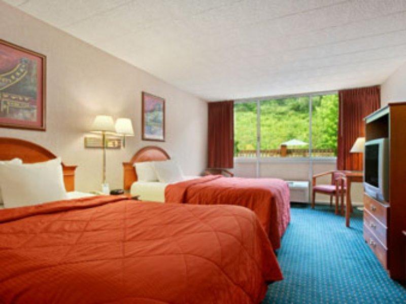 Days Inn Port Jervis Экстерьер фото